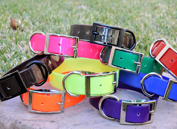 Sunglo High visibility polyurethane coated nylon waterproof dog collar. Time tested option made to resist odor and 100 percent waterproof. Tested by thousands of dog owners in the toughest environments. Read our expert test results